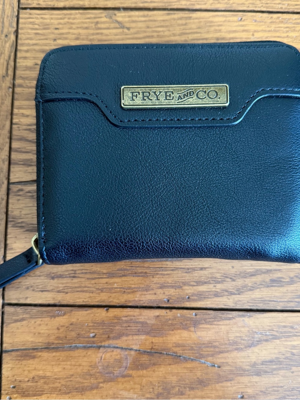 FRYE & Co. Black Leather Zip Wallet